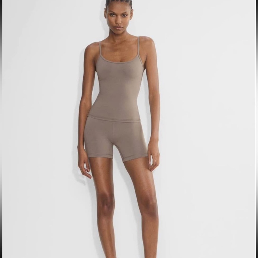 Aritzia Taupe workout Set
